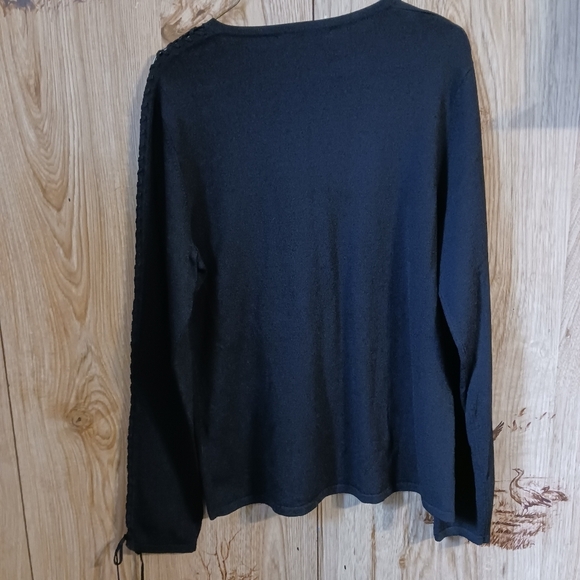 Banana Republic Black V-Neck Lace Up Detail Sleeve Knit Top - Picture 2 of 9